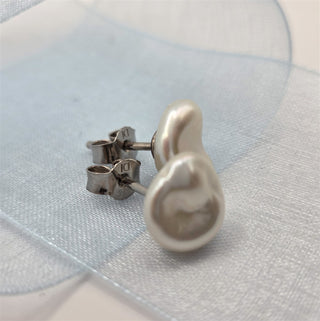 Einzigartige Keshi-Perlen Ohrstecker 925/- Silber platiniert