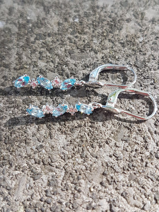 Ohrhänger 333/- WG Blautopas/Zirkonia