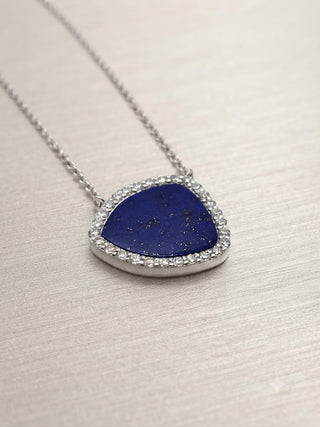 Weißgold Collier mit Lapislazuli & Brillantkranz 0,34ct – 585/- Gold